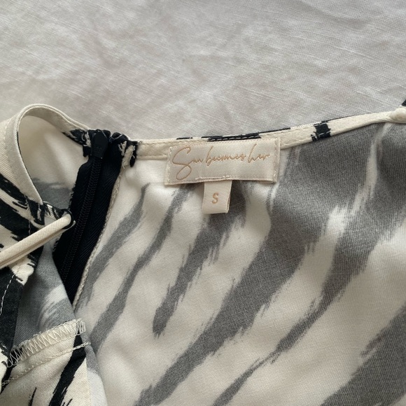 Sun Becomes Her Villa Midi Dress - Picture 5 of 8